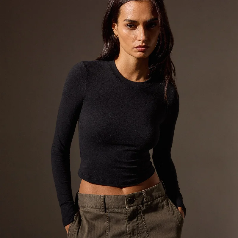 Long Sleeve Cropped Tee - Black