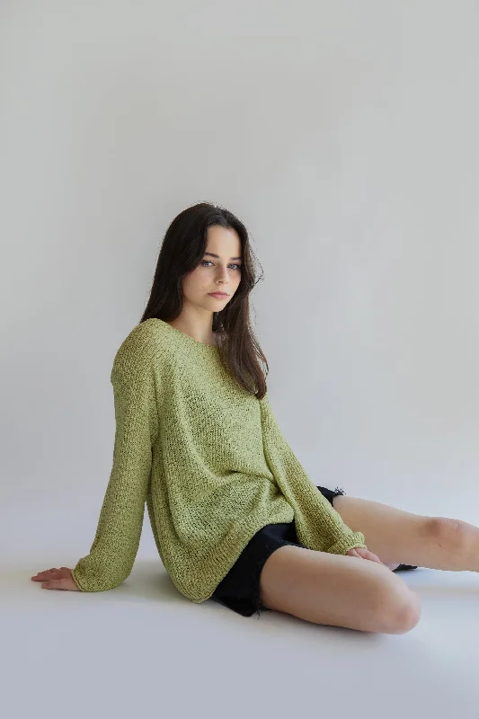 LIGHTWEIGHT RIB-KNIT SWEATER