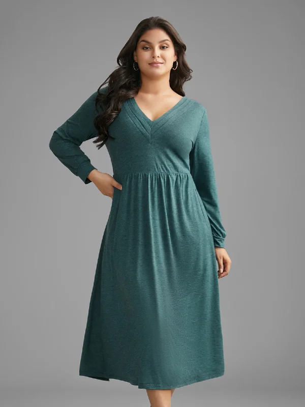 Solid V Neck Pleated Knit Dress