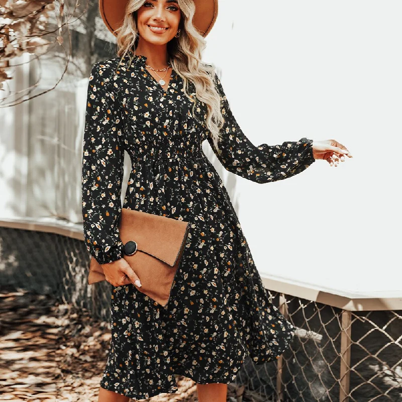 BerriesJam - Floral Banded Waist V-neck Long Sleeve Party Midi Dress