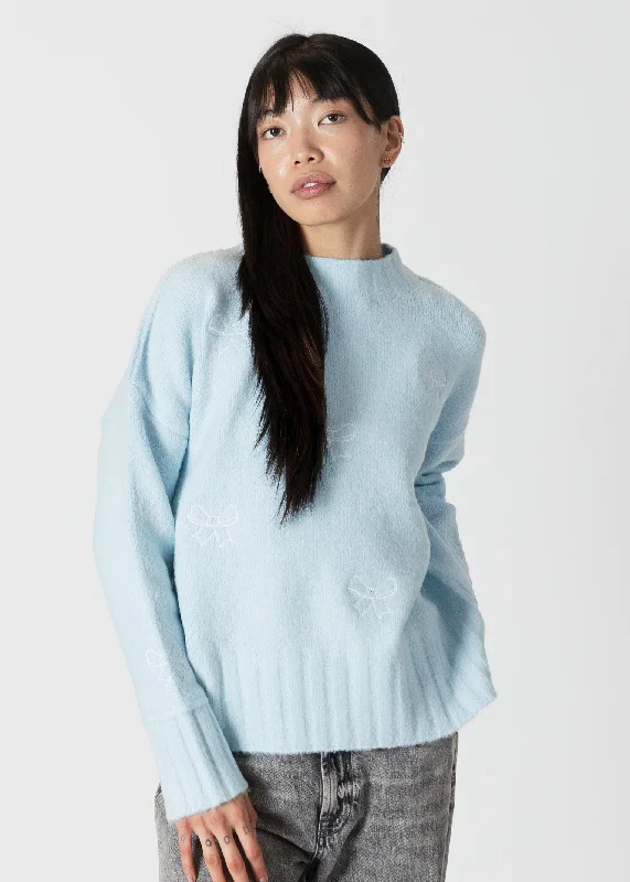 Lyla & Luxe - Crewneck Embroidered Bows Sweater